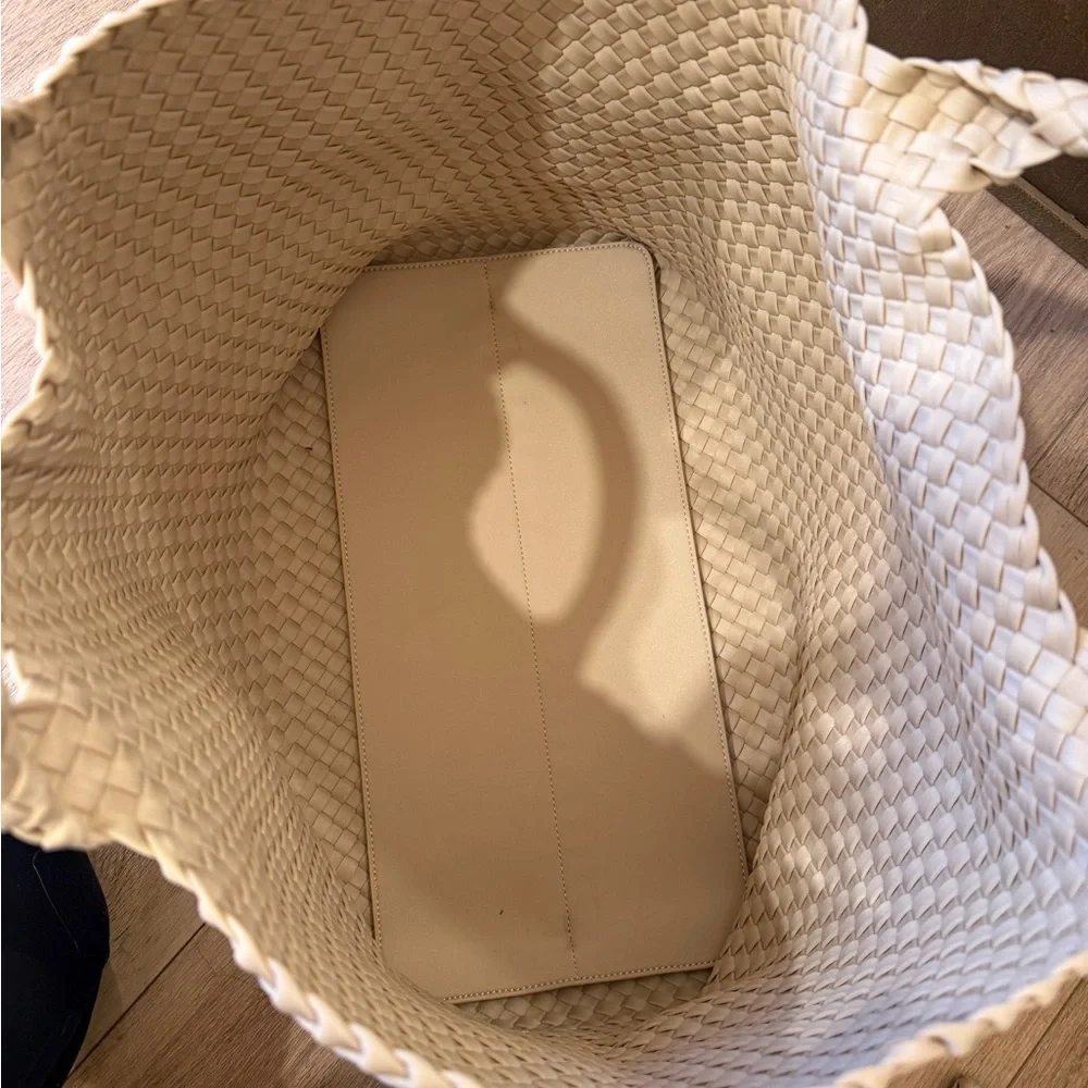 Naghedi St Barth Large Tote White - Picture 7 of 7